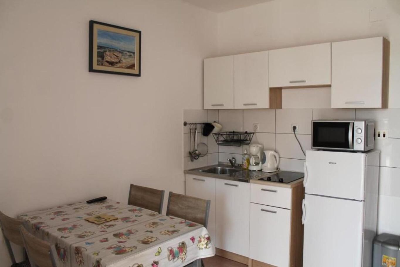 Snjeza - 80 M From Apartment *